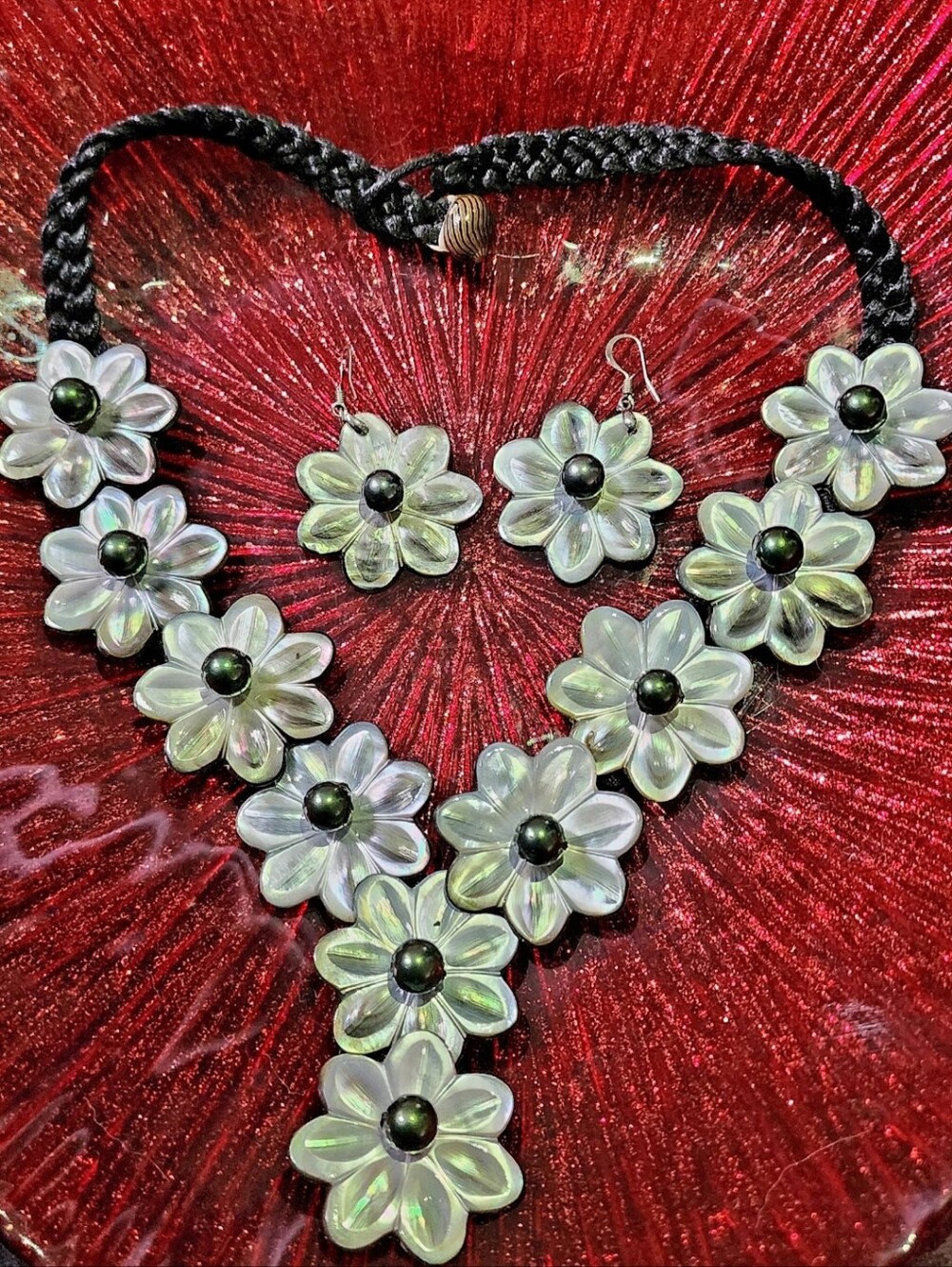 Floral Mother-of-Pearl Necklace & Earring Set - White with Black Pearl Centers